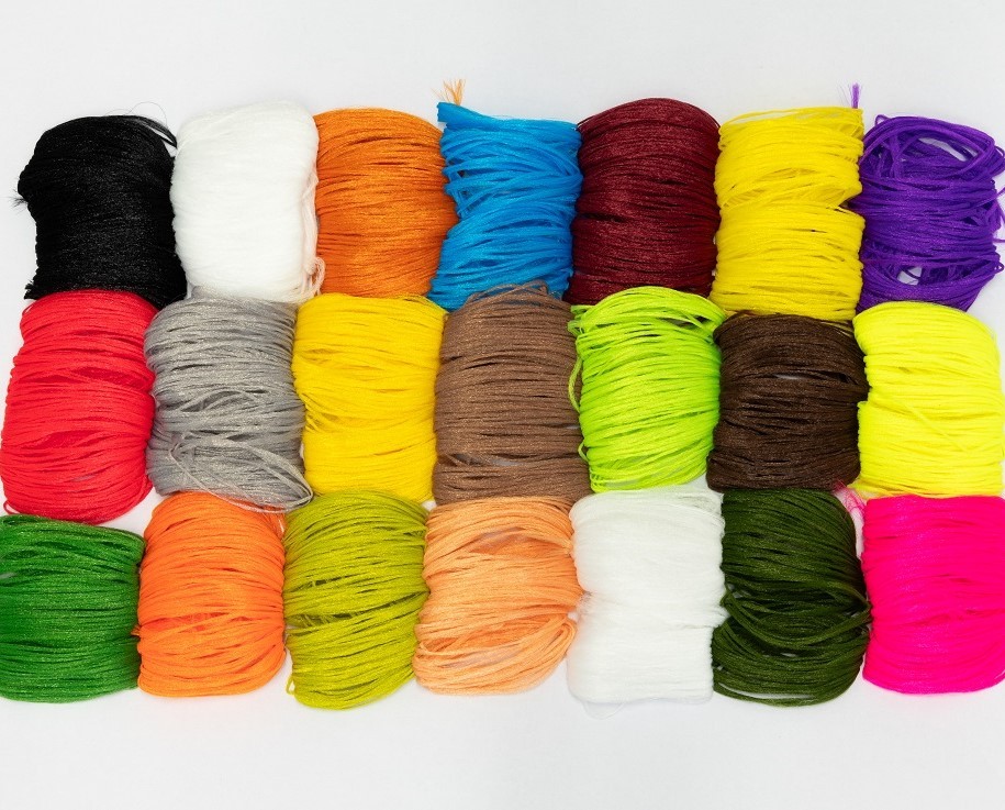 Antron body yarn per card